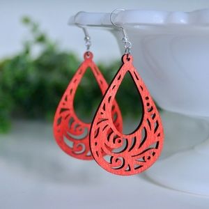 NWT Popular Laser Cut Wooden Earrings in Red